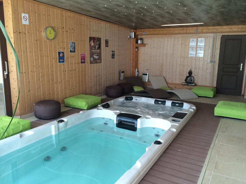 Moulin Mariman Bed and Breakfast Allan Δωμάτιο φωτογραφία